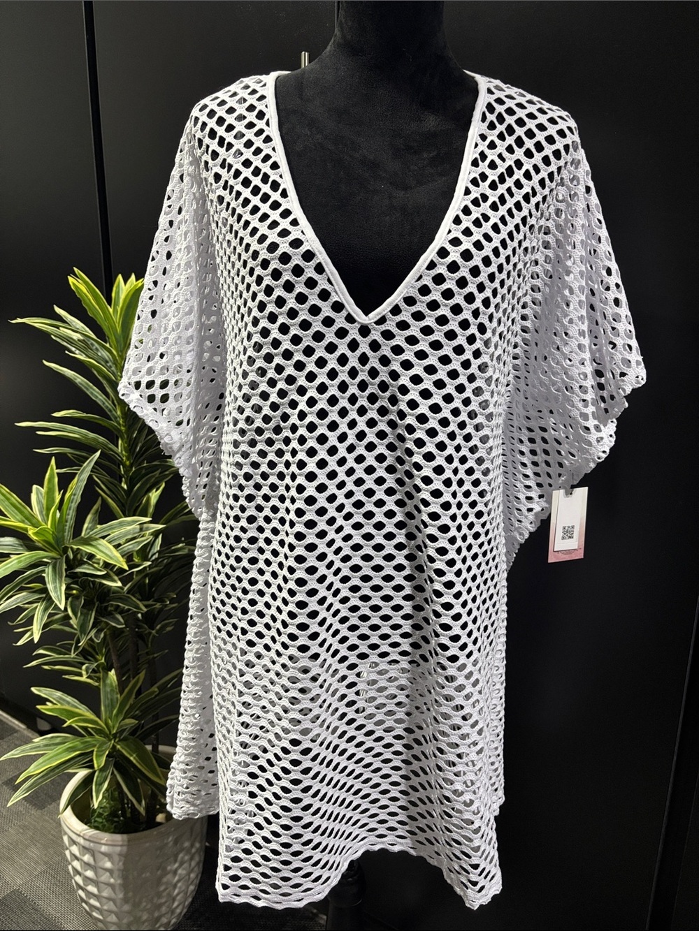 Kiwi & Punch Crocheted v-neck,butterfly short sleeve,side slit hem,oversized